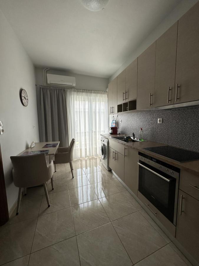 Apartmán Καλαισθητο Διαμερισμα Διπλα Στο Μετρο Atény Exteriér fotografie